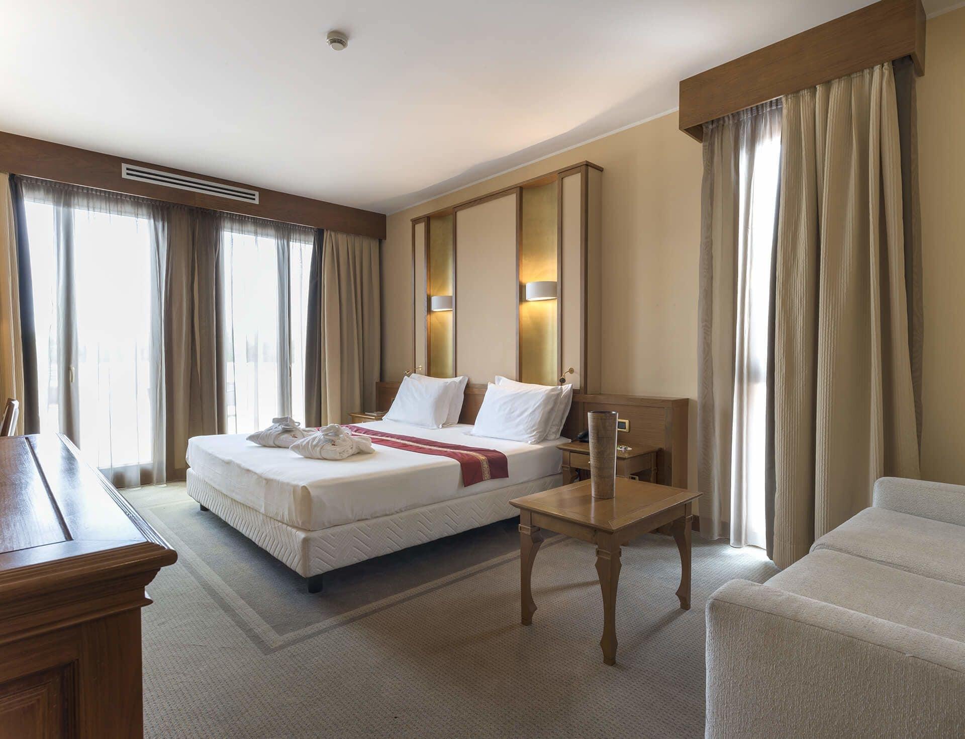 Thai Si Royal Thai Spa Lovadina Экстерьер фото